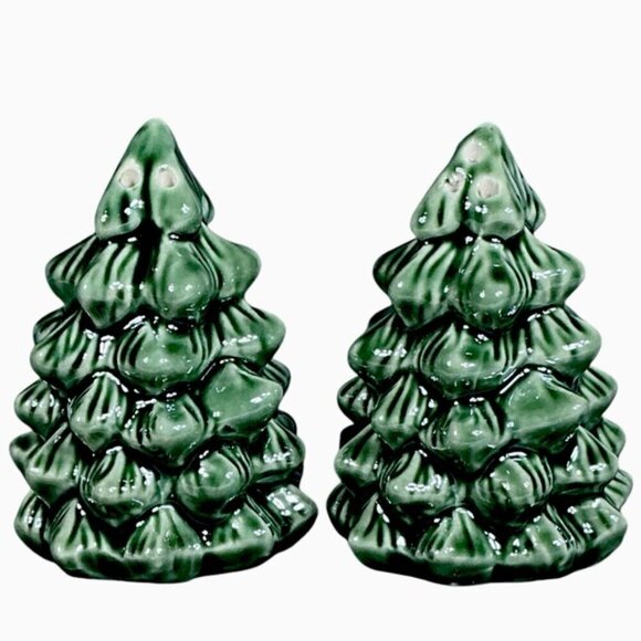 Christmas Tree Hand Painted Salt Pepper Shaker Set Ceramic Functional Art Set - Picture 2 of 16